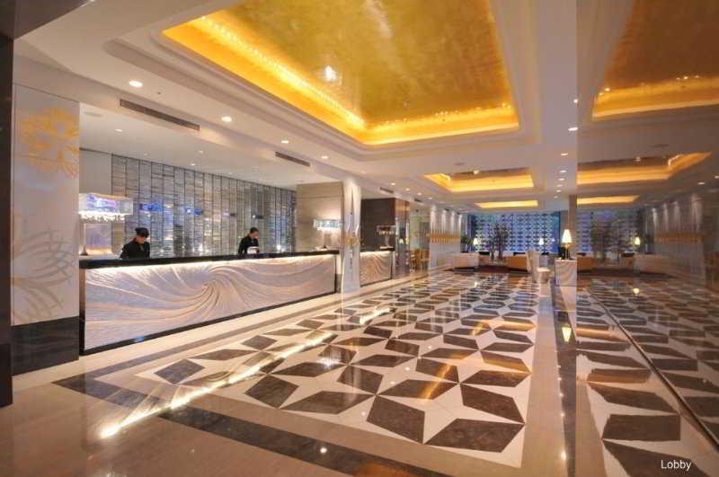 Monarch Skyline Hotel Luzhu Экстерьер фото