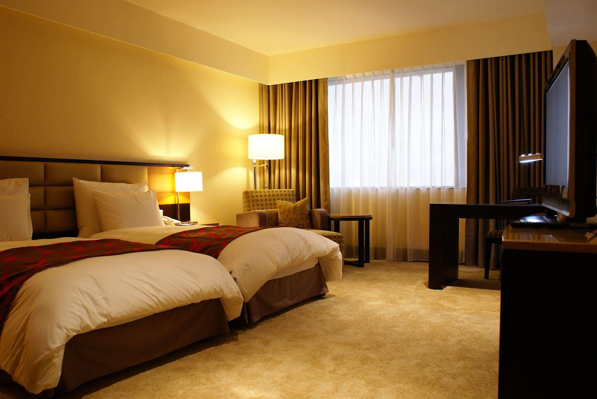 Monarch Skyline Hotel Luzhu Экстерьер фото